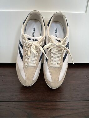 Tretorn Rawlins Cream and Navy Retro Runner Sneakers Sz 7
